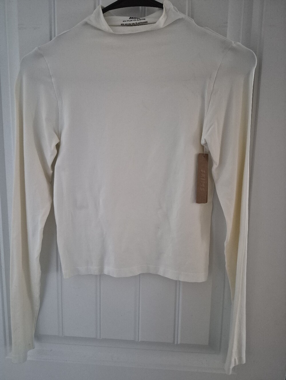 SKIMS Smoothing Seamless Mock Neck Top